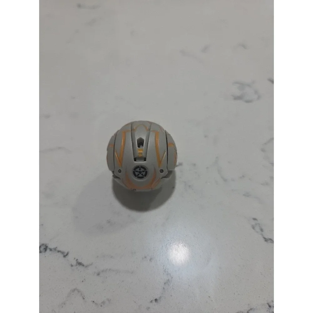 BAKUGAN Lumagrowl 660g Gray Haos GUNDALIAN INVADERS